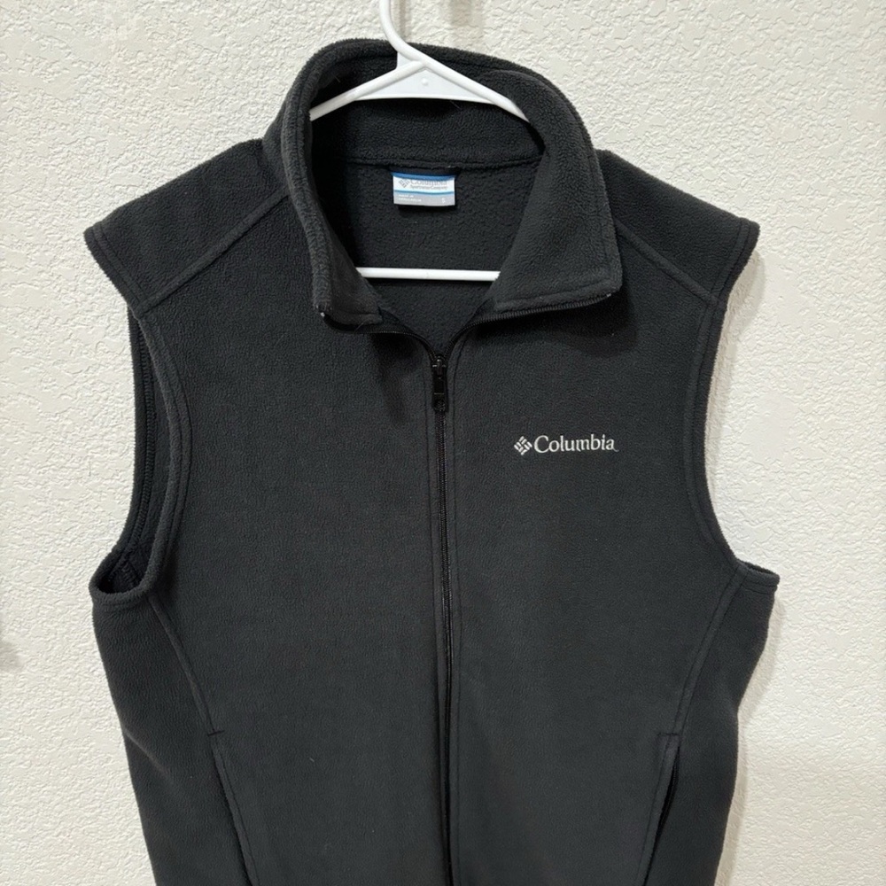 Columbia Black Fleece Vest